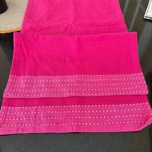Vibrant Pink Table Runner Rough Cotton with White Topstitching 42 x 13 inches
